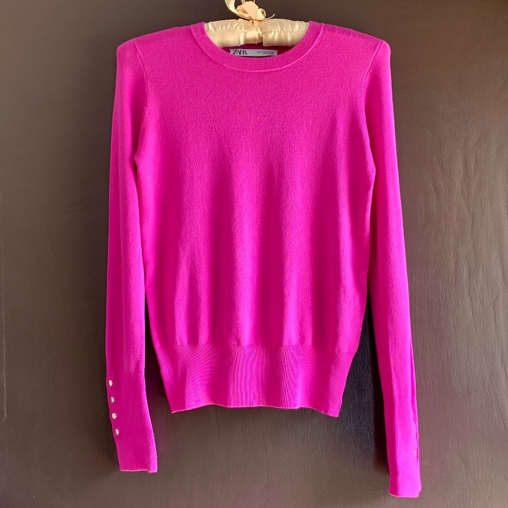 NWOT Fuchsia Zara Crewneck Sweater